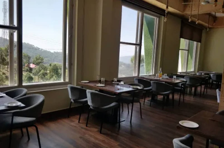 Food & Drinks 5, Hotel Le Halcyon Kasau, Solan