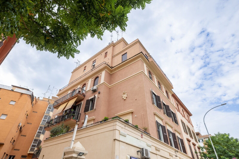 Exterior & Views 2, Belli San Giovanni Guest House, Roma