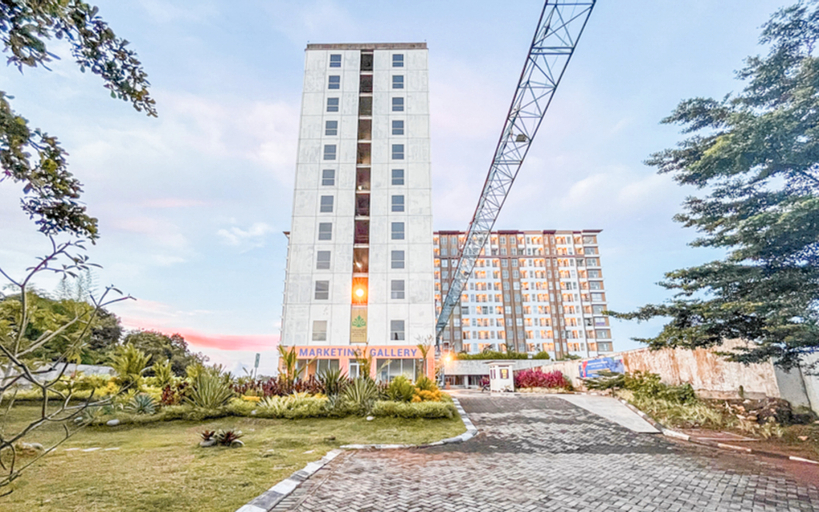 Exterior & Views 2, Spacious Studio at Tamansari Skylounge Makassar Apartment By Travelio, Makassar