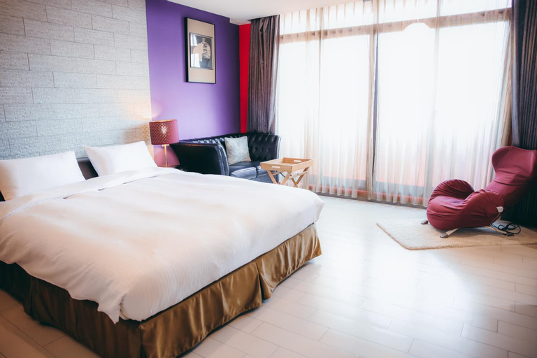 Bedroom 18