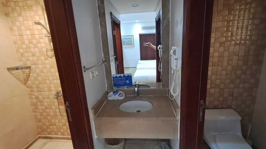 Bathroom, Hotel Rsael Almotaheda, Makkah