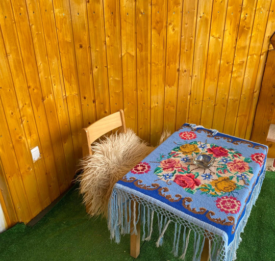 Others 5, Casa Grai Morosanesc, Ocna Sugatag