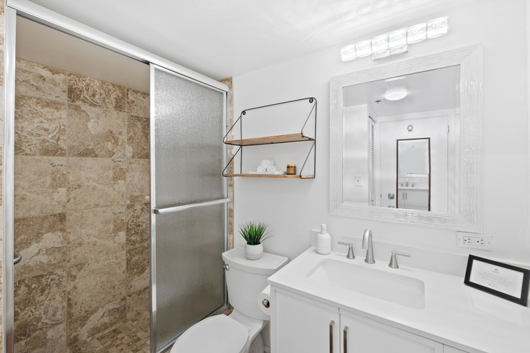 Bathroom 3, Ilikai Hotel Studio, Honolulu