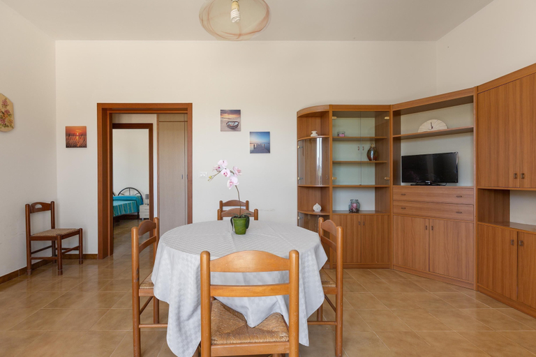 Others 4, 3847 Villetta Le Largure B by Barbarhouse, Lecce