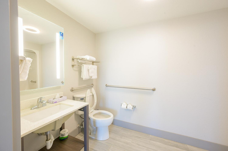 Bathroom 6