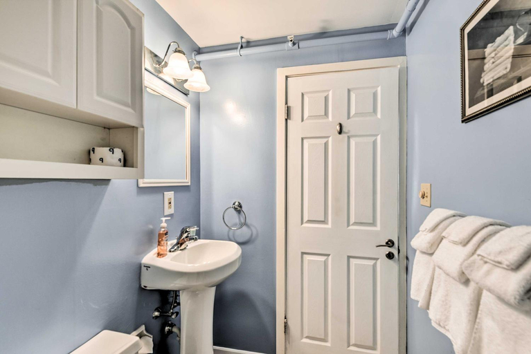 Bedroom 4, Mountain Condo with Views Near Hiking and Biking!, Lamoille