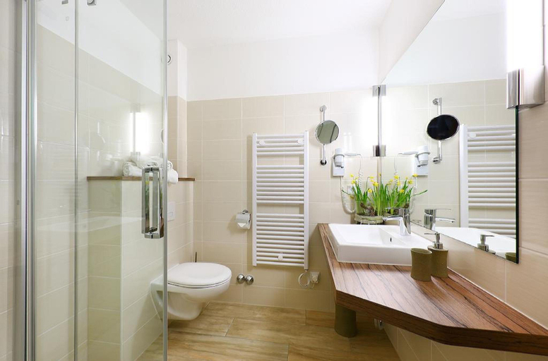 Bathroom 8