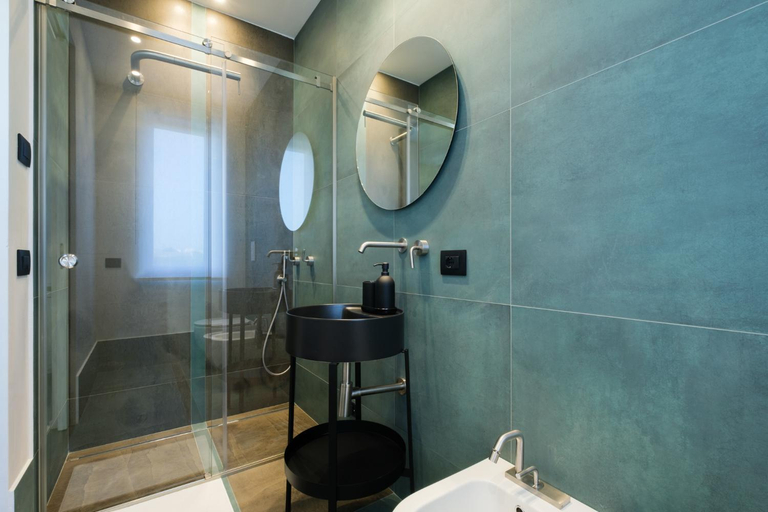 Bathroom 2, Martina's Vineyard - rooms, Trapani