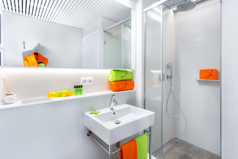 Bathroom, Cosmo Apartaments Marina, Barcelona