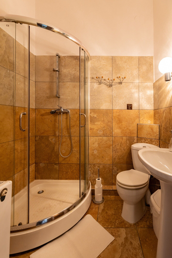 Bathroom 4, MGM BUSINESS Sp. zo.o., Jelenia Góra