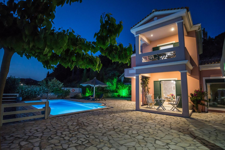 Others 3, Private, pool, sunsets, beaches, amenities - Eleni, Ionian Islands