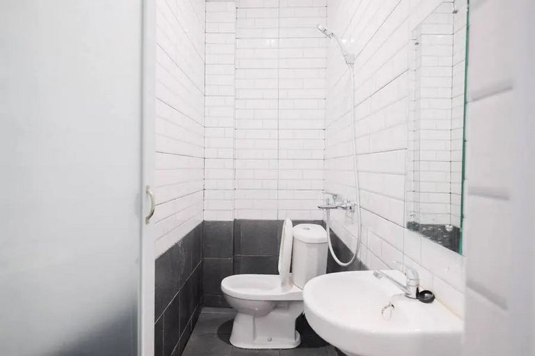 Bathroom 3