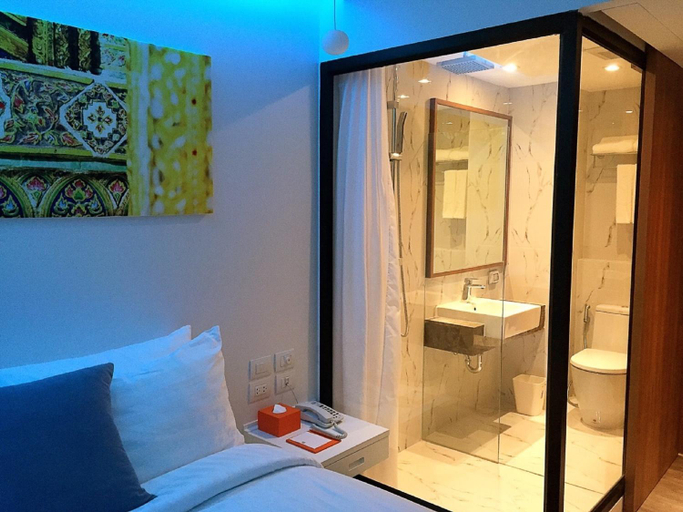 Bedroom 24