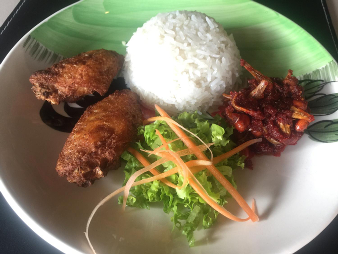 Food & Drinks 11