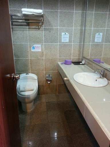 Bathroom, TD Lodge Kota Belud, Kota Belud