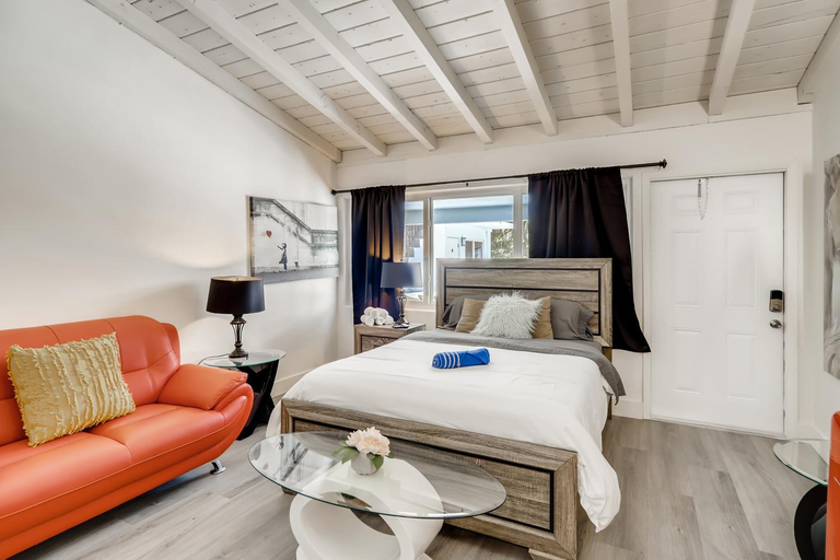 Bedroom 3, Coral Sands, Palm Beach