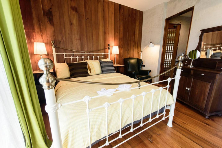 Bedroom 17
