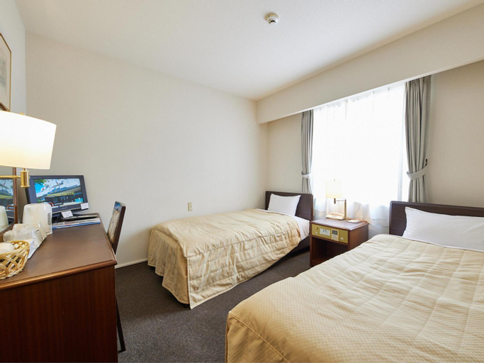 Bedroom 4, Ichihara Marine Hotel, Ichihara