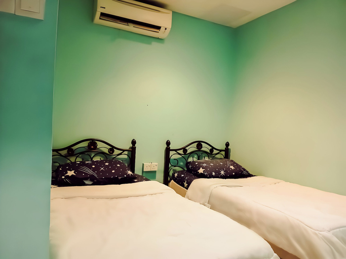 Bedroom 2, Brilliant Empire Hotel, Malacca City