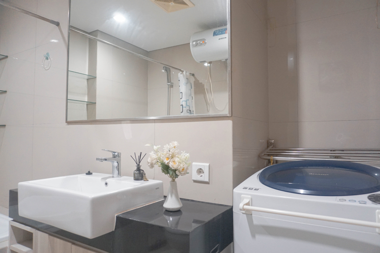 Bedroom 4, Good Deal Studio Apartment Azalea Suites By Travelio, Cikarang