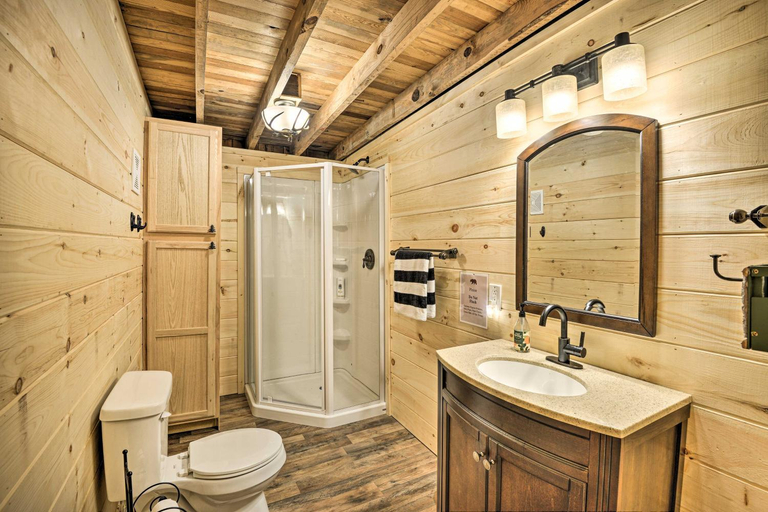 Bathroom, Adirondacks Cabin w/ Fire Pit on Otter Lake!, Oneida