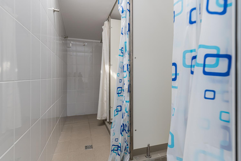 Bathroom 3, Hostel Ghimbav Airport, Ghimbav
