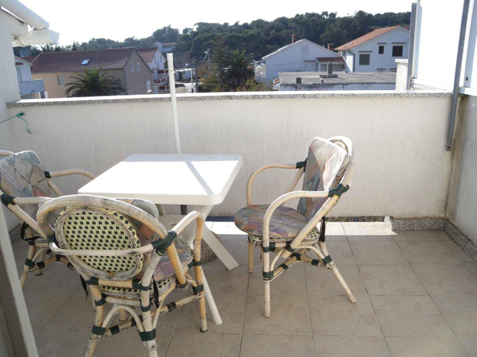 Others 3, Apartment Palit 1, Lopar/Supetarska Draga
