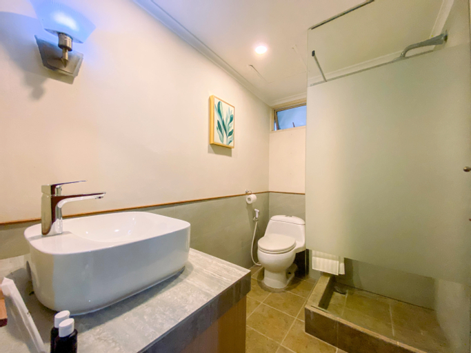 Bedroom 3, 2 BR Spacious Sudirman Tower Apartment Semanggi By Travelio, South Jakarta