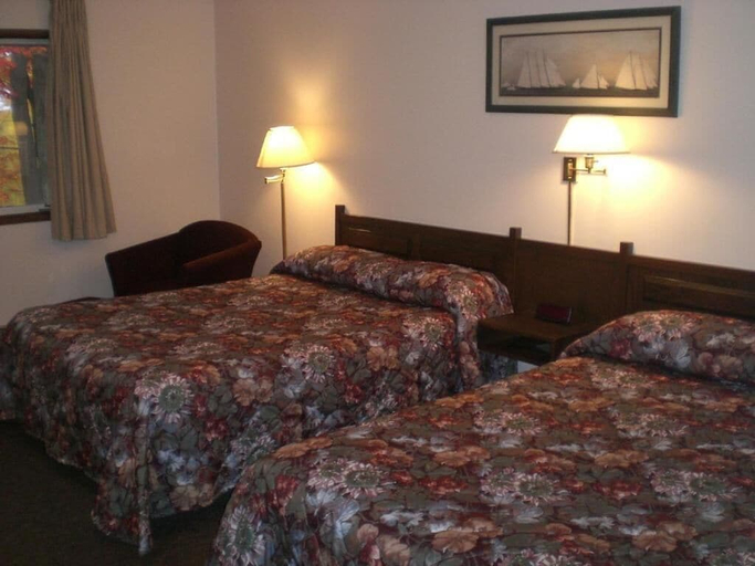 Bedroom 3, Auberge Eldo Inn, Lake Hurron