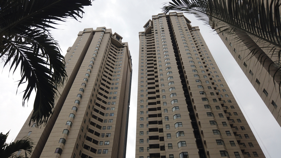 Exterior & Views, 2 BR Spacious Sudirman Tower Apartment Semanggi By Travelio, South Jakarta