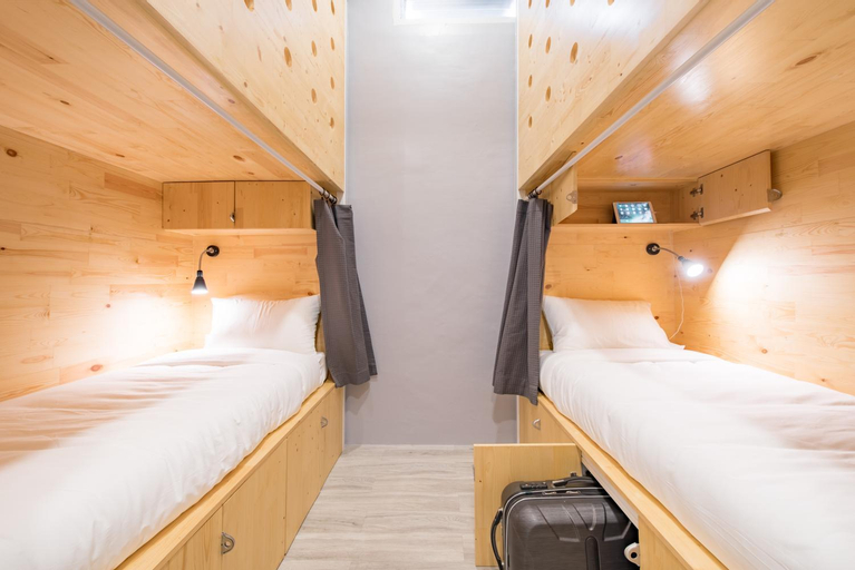 Bedroom 8