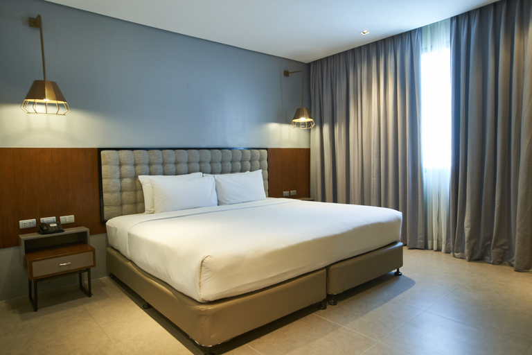Bedroom 8