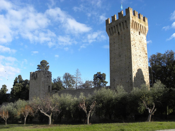 Others 4, BLU CORALLO, Fermo