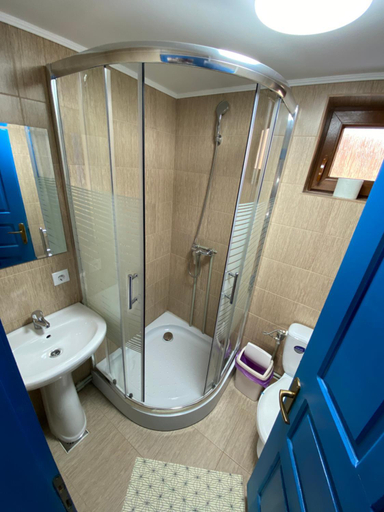 Bathroom 3, Casuta Tivadar, Ocna Sugatag