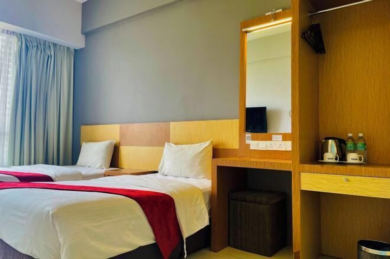 Bedroom 13