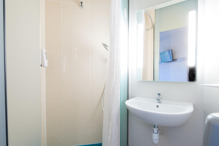 Bathroom 5
