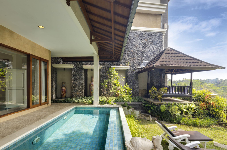 Swimming Pool 4
