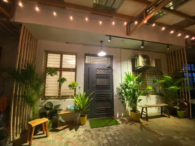 Exterior & Views, Hide-and-Seek Cat Family Full House Homestay, Tainan