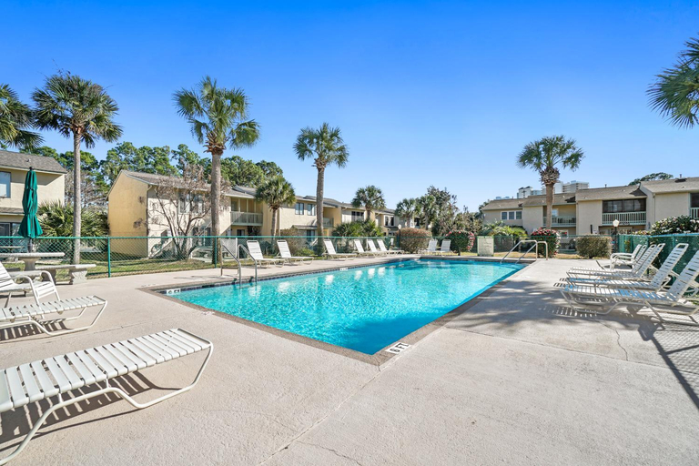 Sport & Beauty 2, Gulf Highland Rentals by Panhandle Getaways, Bay