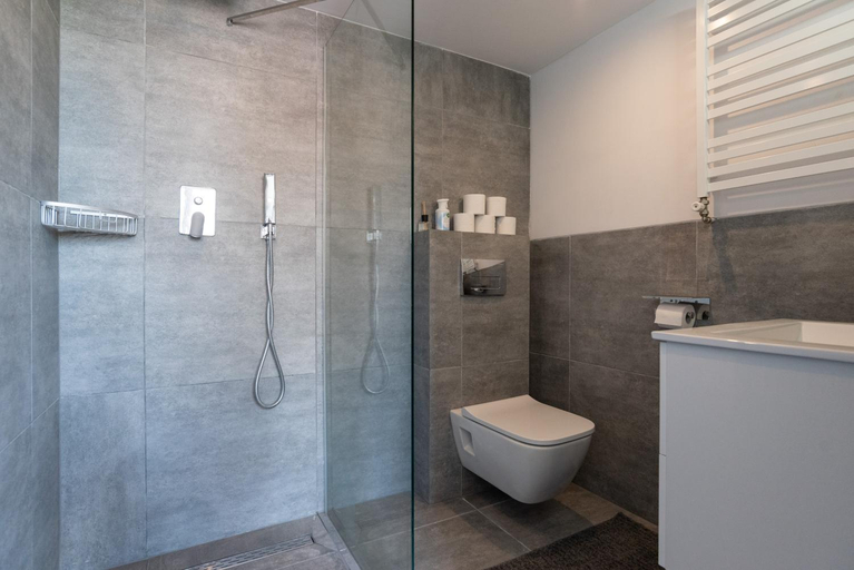 Bathroom 4, Raam Studio's, Amsterdam
