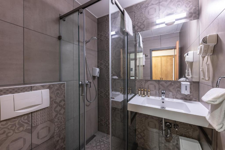Bathroom 4, City Hotel Ring, Budapesti