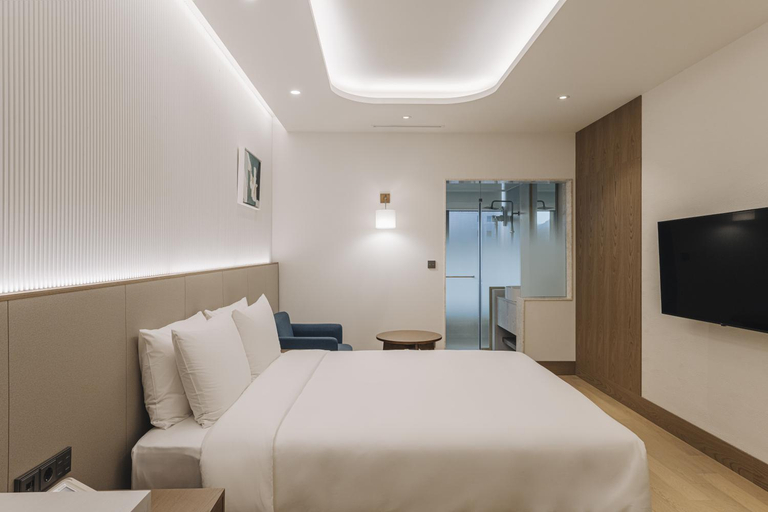 Bedroom 21