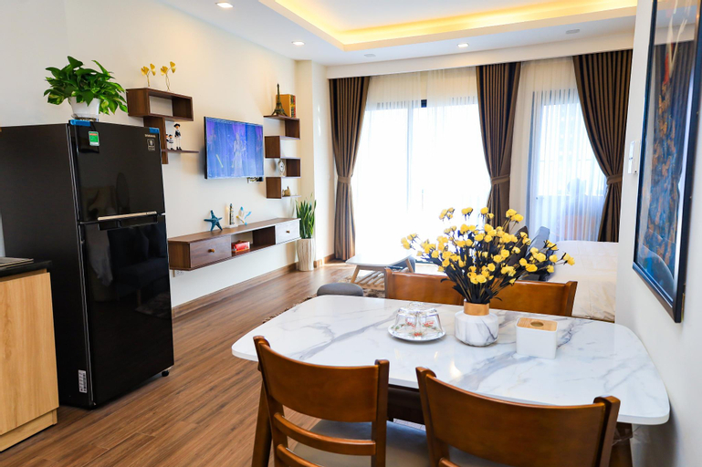 Dining Room 3