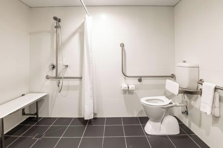 Bathroom 21