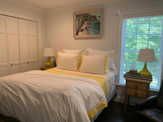 Bedroom 1, Villa Zainip - Luxury with pool, Suffolk