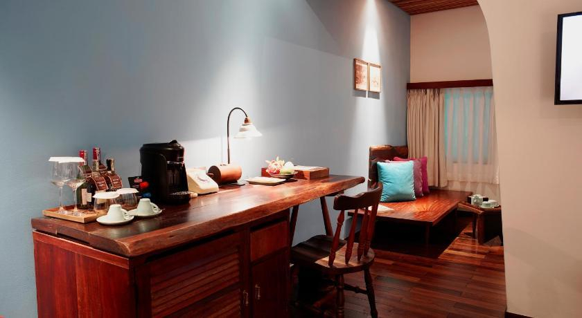 Dining Room 14