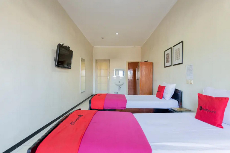 Bedroom 12