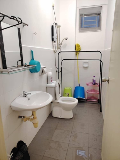 Bathroom, Tebrau City Residence by Natol, Johor Bahru