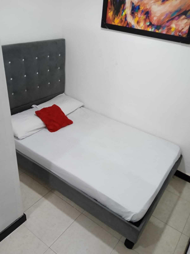 Bedroom 5, Hospedajes gold, Santiago de Cali