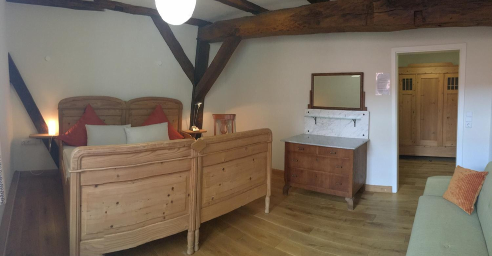 Bedroom 16